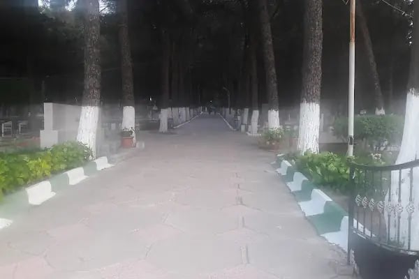 Gönen Şehir Mezarlığı - Resim 5