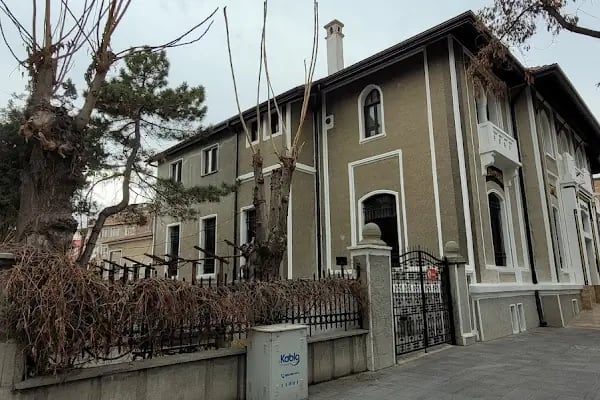 Ziraat Bankası Konya Şubesi - Resim 13