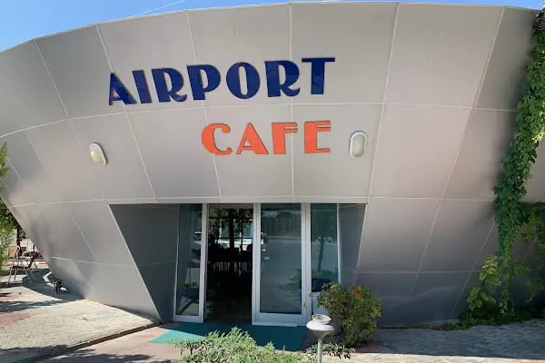 AIRPORT CAFE - Resim 1