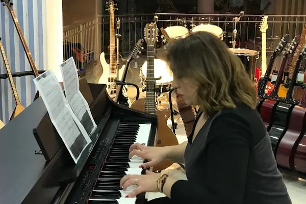 Filarmoni Sanat Akademisi - Resim 18