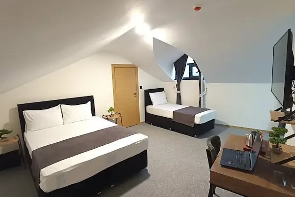 La Case De Airport Hotel - Resim 2