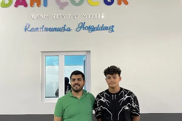 Akademi Arnavutköy Eğitim Kurumları - Resim 2