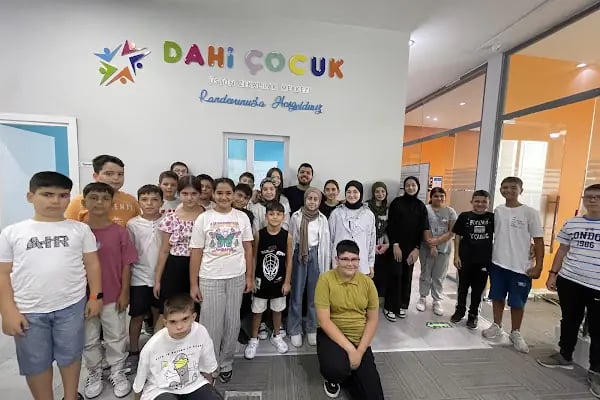 Akademi Arnavutköy Eğitim Kurumları - Resim 4