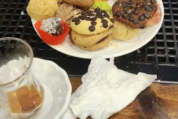 Beyaz Işık Pastanesi Hasırcılar Şubesi - Resim 15