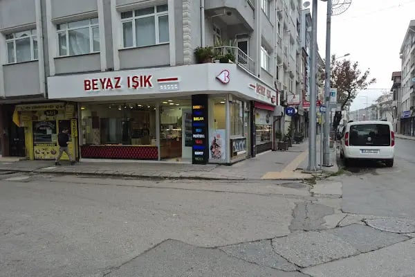 Beyaz Işık Pastanesi Hasırcılar Şubesi - Resim 17