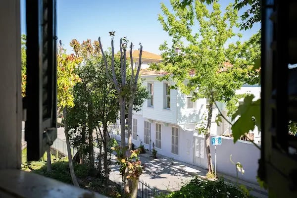 No16 Büyükada | Otel, Kahvaltı, Restaurant ve Cafe - Resim 9