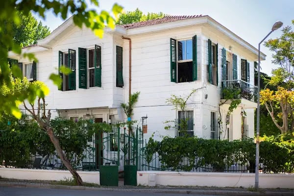 No16 Büyükada | Otel, Kahvaltı, Restaurant ve Cafe - Resim 18