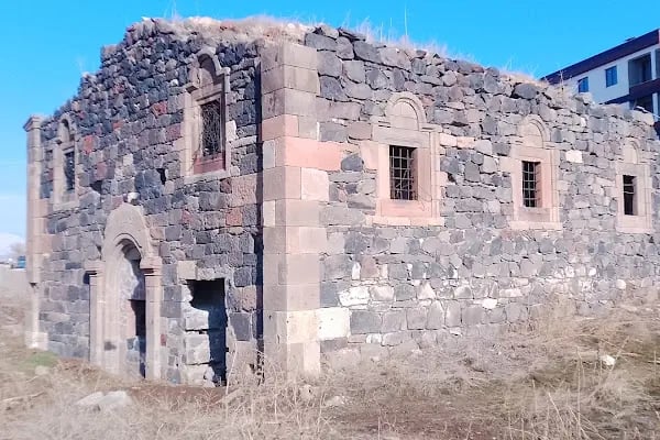 Surp Minas Kilisesi - Resim 3