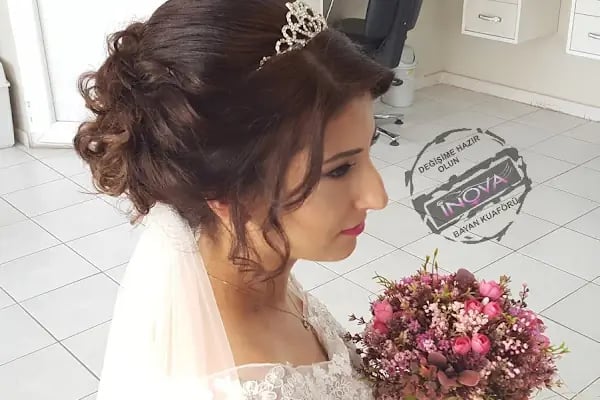 İnova Bayan Kuaför Salonu - Resim 17