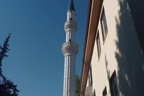 Hacı Kadir Türker Cami - Resim 6