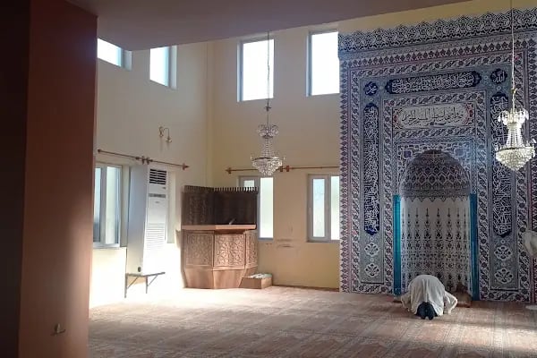 Hacı Kadir Türker Cami - Resim 11