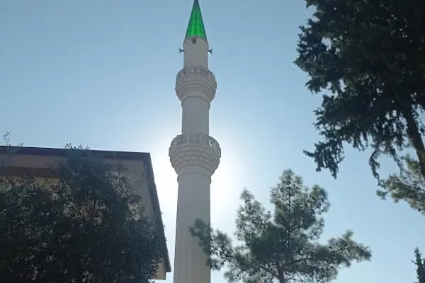 Hacı Kadir Türker Cami - Resim 7