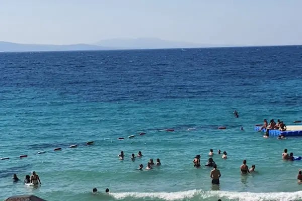 Fame Beach - Resim 10