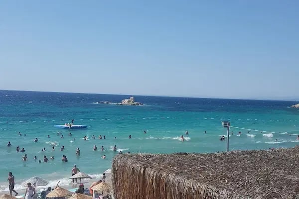 Fame Beach - Resim 5