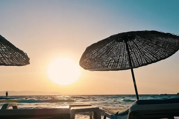 Fame Beach - Resim 12