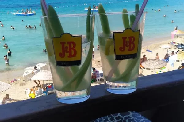 Fame Beach - Resim 16