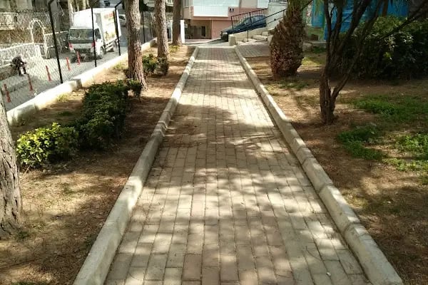 Adile Naşit Parkı - Resim 4