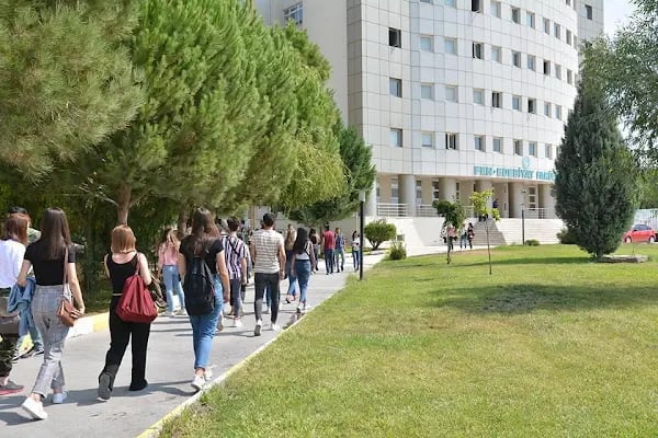 Balıkesir Üniversitesi Fen Edebiyat Fakültesi - Resim 18
