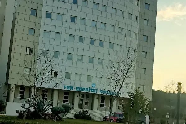 Balıkesir Üniversitesi Fen Edebiyat Fakültesi - Resim 2