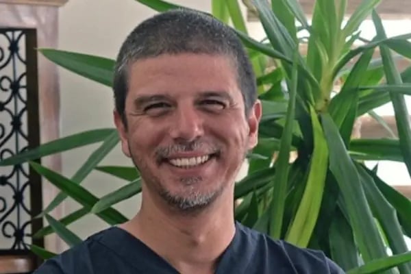 Uzm. Dr. Tansu Erakman (Çene Cerrahisi ve Protetik Tedavi) - Resim 1