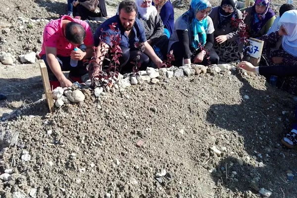 Kıraç Yeni Mezarlığı - Resim 4
