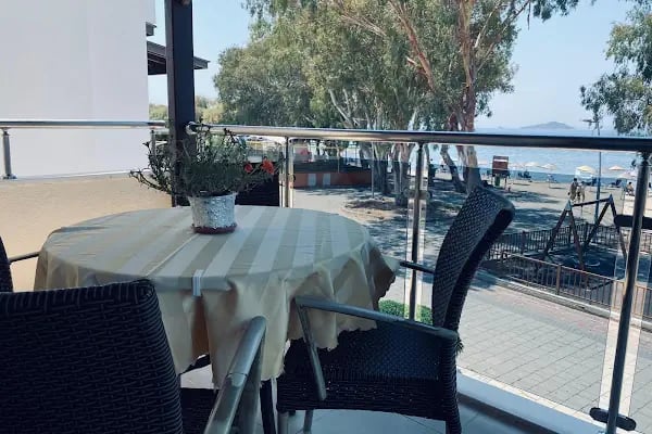 Sunset Beach Apartments - Resim 13