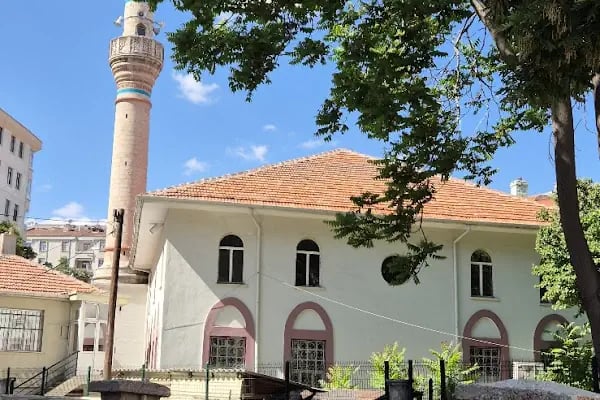 Büyük İhsaniye Cami - Resim 20