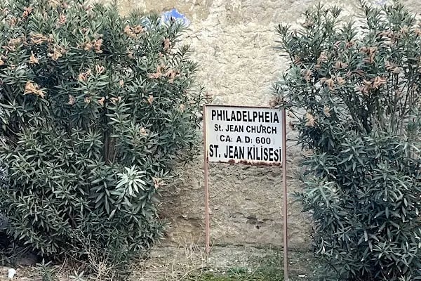 St. Jean Kilisesi - Resim 11