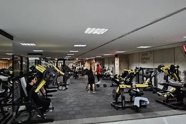 Arnavutköy Sağlıklı Yaşam Spor Merkezi - Resim 9
