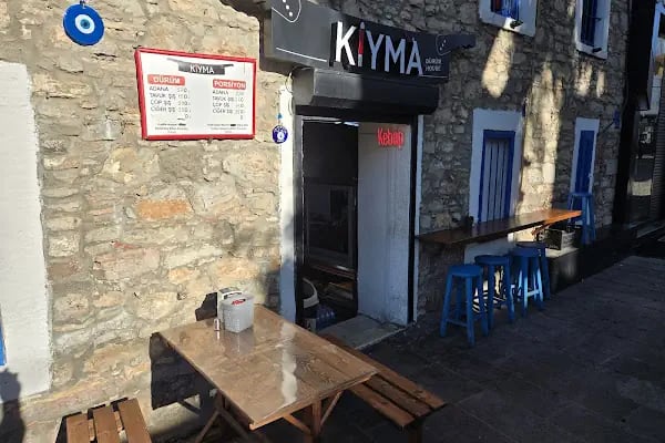 Curly's Demeter Restaurant & Bar - Resim 4