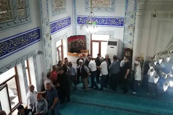 Yıldızlı Merkez Cami - Resim 3
