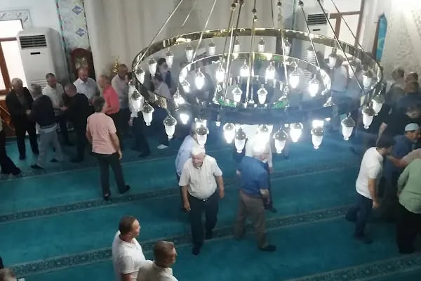 Yıldızlı Merkez Cami - Resim 10