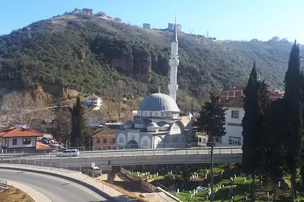 Yıldızlı Merkez Cami - Resim 11