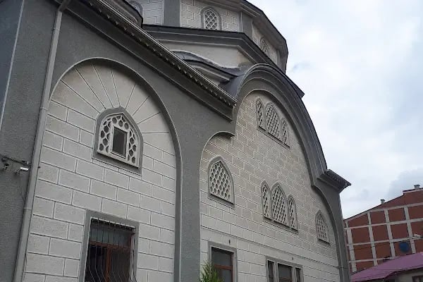 Yıldızlı Merkez Cami - Resim 17