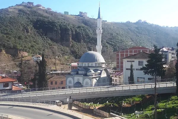Yıldızlı Merkez Cami - Resim 12