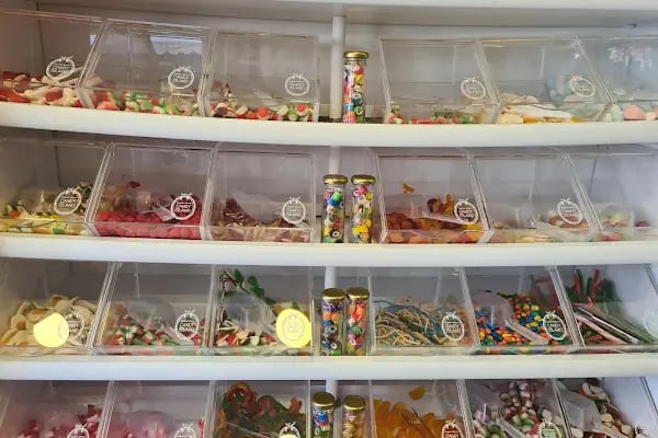 Büyükada Şekercisi Candy Island Cafe Patisserie - Resim 14