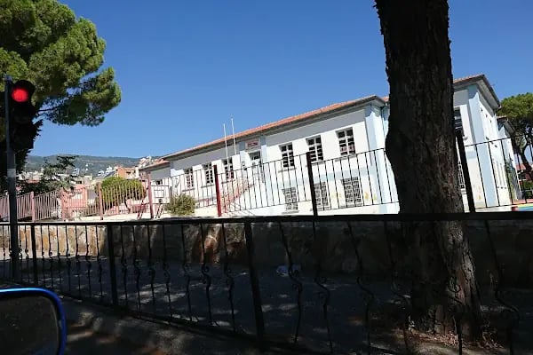 Merkez İlkokulu - Resim 3