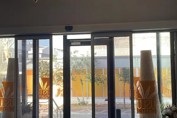 Astopia Hotel & Cafe - Resim 9