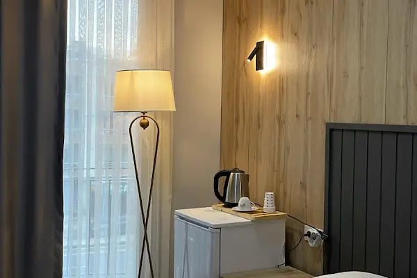Astopia Hotel & Cafe - Resim 2