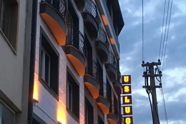 Astopia Hotel & Cafe - Resim 7