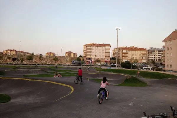 Selçuklu Bisiklet, Paten ve Kaykay Parkı - Resim 19