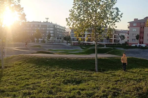 Selçuklu Bisiklet, Paten ve Kaykay Parkı - Resim 16