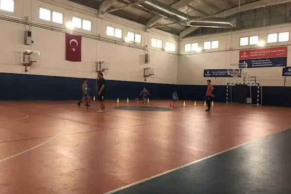 İstanbul Büyükşehir Belediyesi Spor Salonu - Resim 5