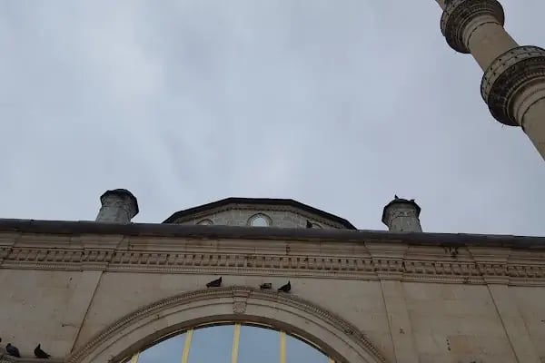 Ak Cami - Resim 16
