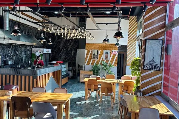 Dürümcü Musa Usta Havalimanı Şubesi - Resim 18