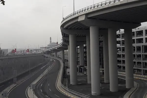 SOCAR İstanbul Havalimanı Rent A Car Çıkış İstasyonu - Resim 2