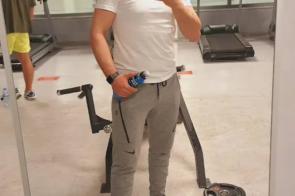 Mavera Yüzme Havuzu Ve Spor Kompleksi - Resim 7