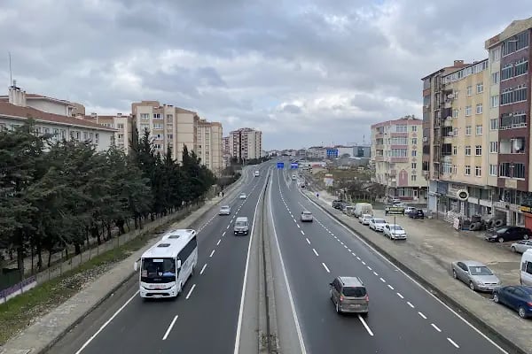 Vahit İnce Üst Geçidi - Resim 2