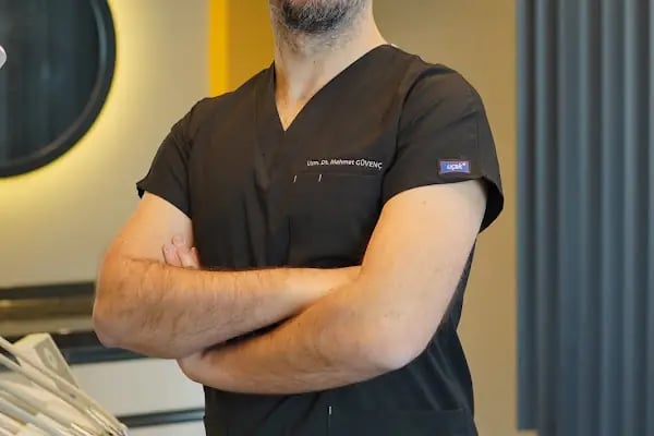Uzman Diş Hekimi Mehmet Güvenç Balıkesir Özel Diş Kliniği-Lamina-Zirkonyum-İmplant-Beyazlatma-Estetik ve Kozmetik Diş Hekimi - Resim 10