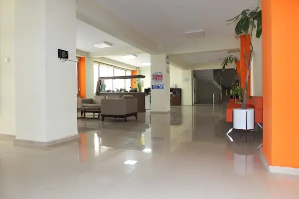 Modern Fen Bilimleri Anadolu Lisesi - Resim 2